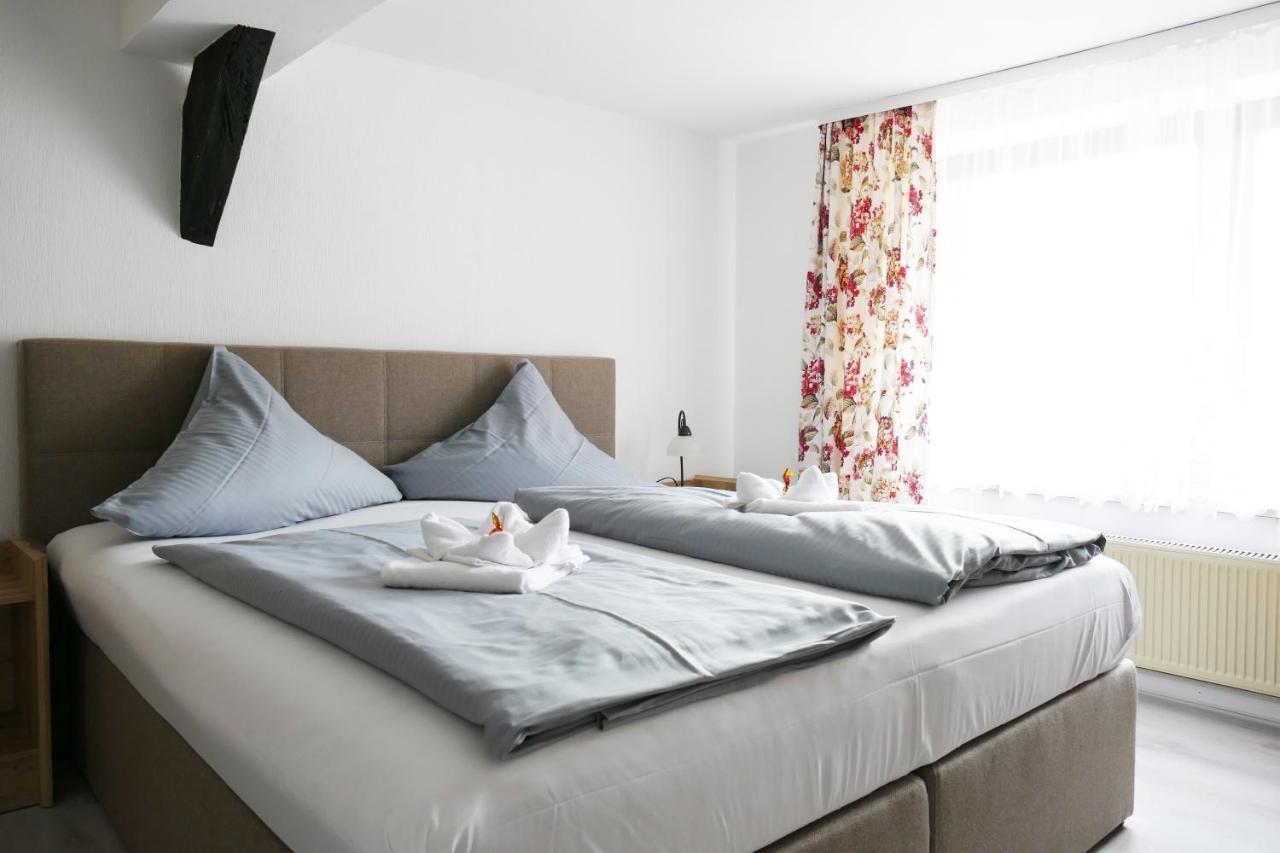 Hotel Weserstuben Bodenwerder Exteriör bild