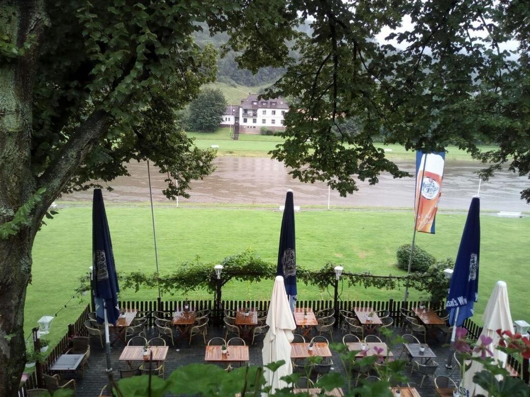 Hotel Weserstuben Bodenwerder Exteriör bild